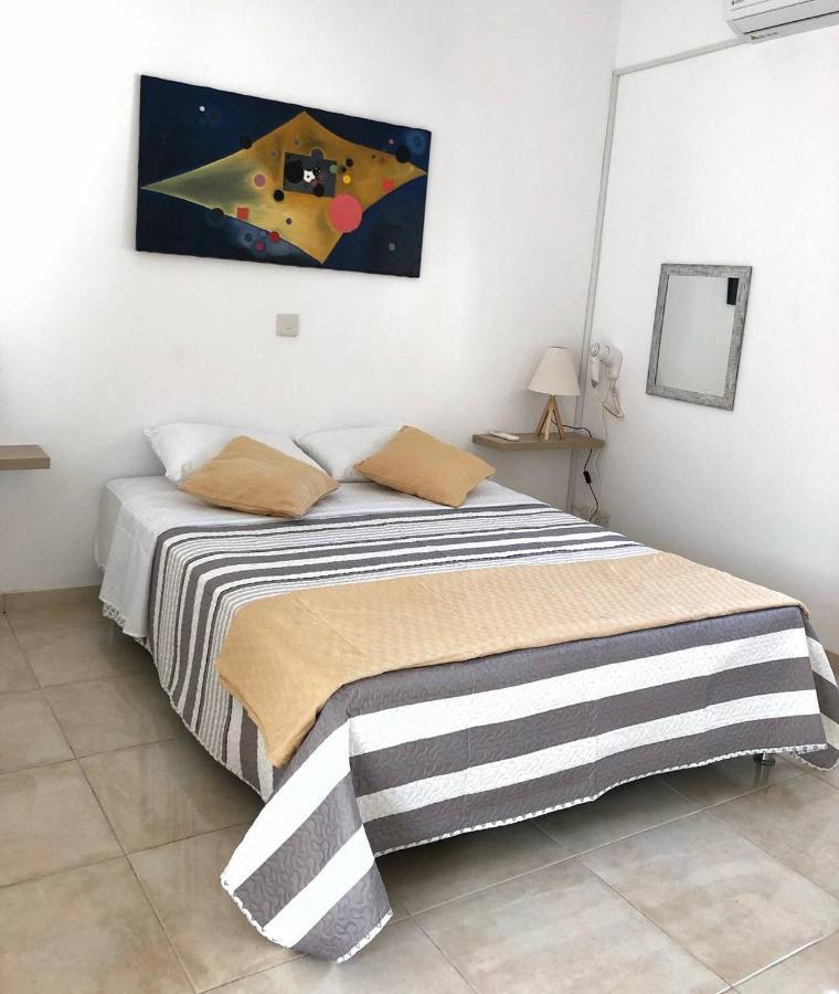 Katsikantaris Homes Paphos Bagian luar foto