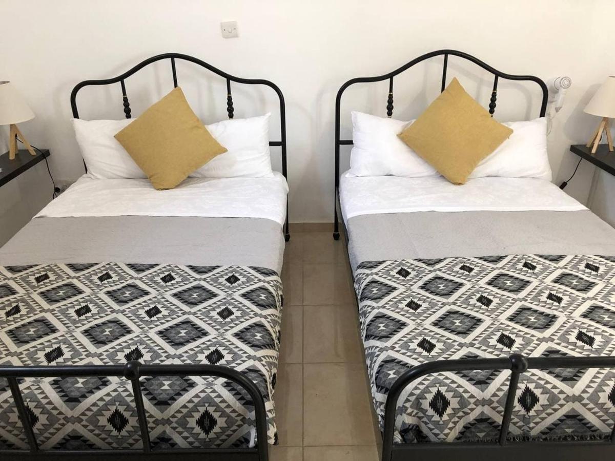 Katsikantaris Homes Paphos Bagian luar foto