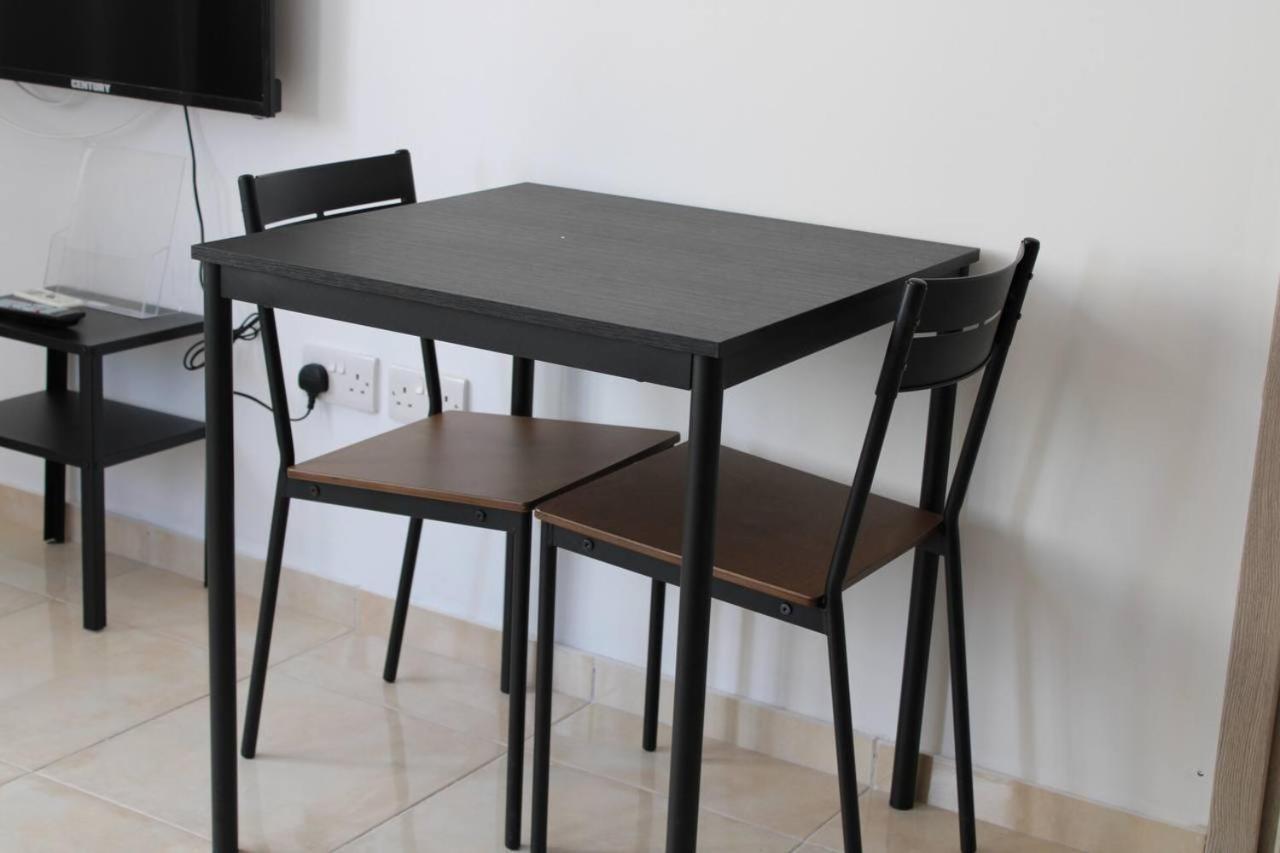 Katsikantaris Homes Paphos Bagian luar foto